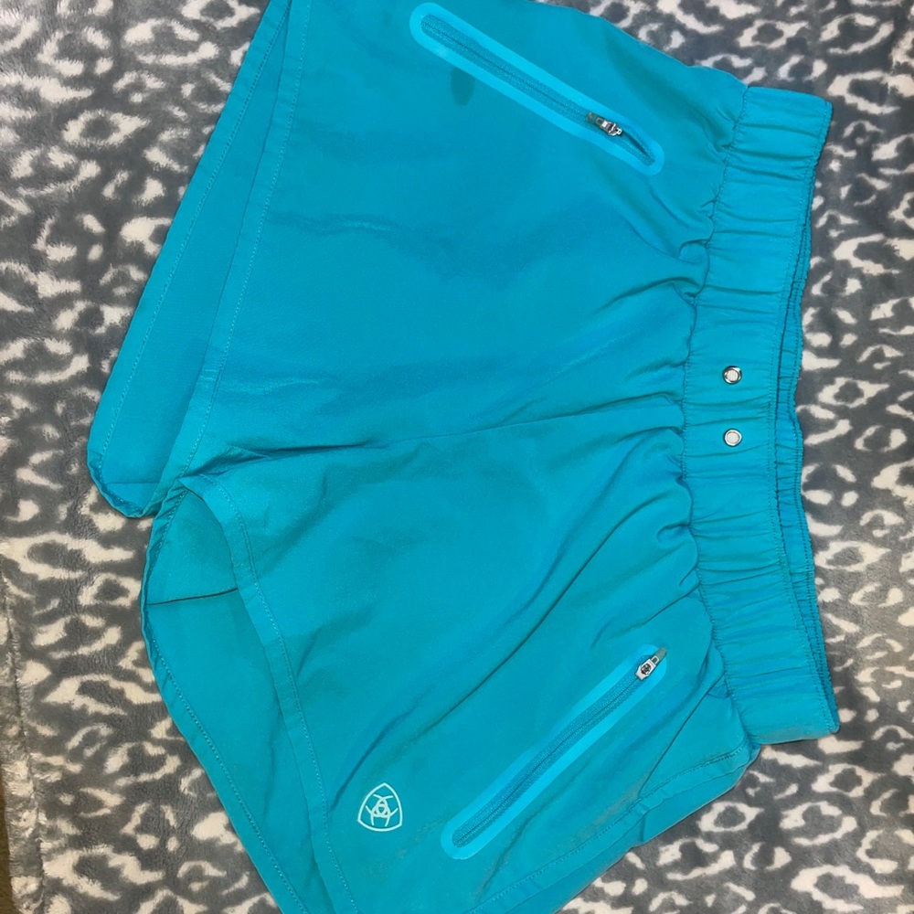 Ariat work out shorts